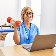 Seja atendido por<br> um profissional